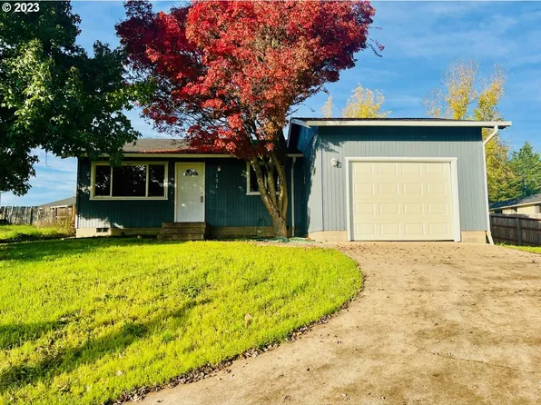 131 Stonewood Ct, Roseburg, OR 97471