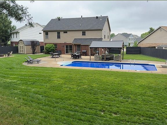 2nd image of 4521 Shady Creek Cv