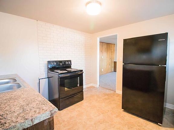 4th image of 2751 Dekalb St #1