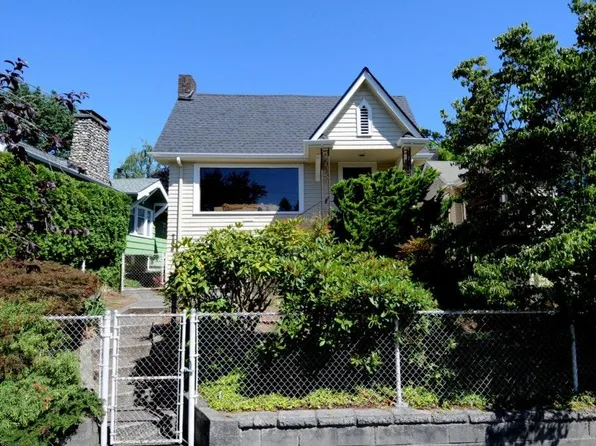 760 N 75th St, Seattle, WA 98103