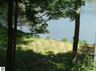 Lakeside Dr, Perrinton, MI 48871