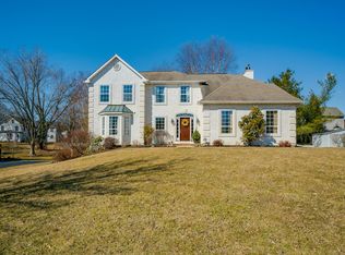 711 Meadowbank Rd, Kennett Square, PA 19348