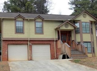 2269 Leslie Brook Dr, Decatur, GA 30035