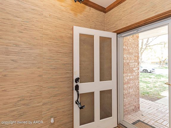 2nd image of 7509 Yorkshire Ct