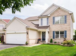 76 Kenilworth Ct, Romeoville, IL 60446