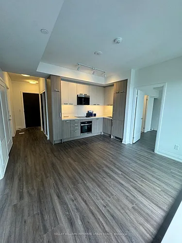 20 Soudan Ave #2204 Photo 1