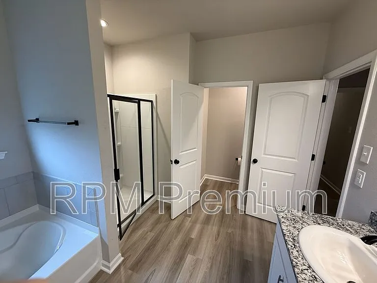 39500 Ridgeland Dr — Photo 11