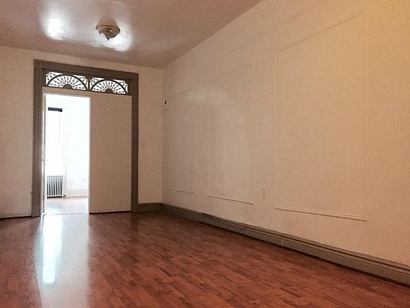 2nd image of 500 Flatbush Ave