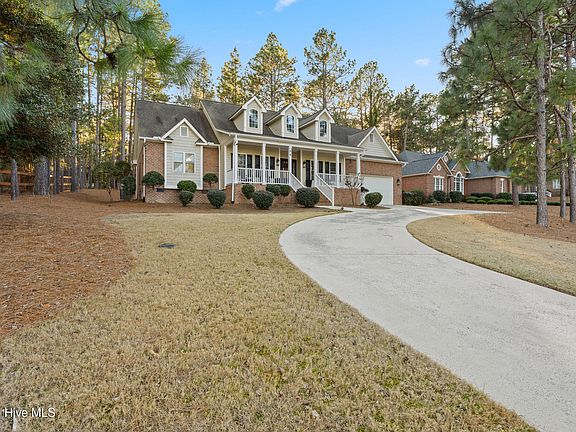 4th image of 34 Juniper Creek Boulevard