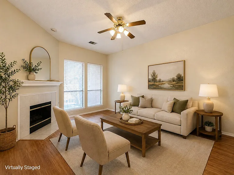 2070 Belvedere Dr — Photo 3