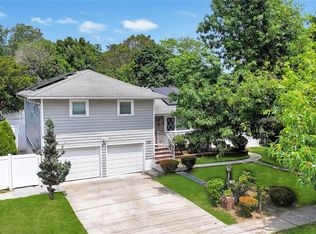 1091 Cramer Ct, Baldwin, NY 11510