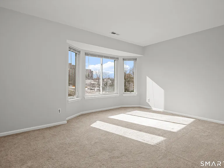 1611 Washington Blvd #2 — Photo 17