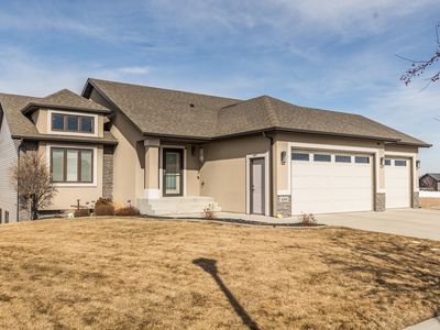 508 Granite Dr, Bismarck, ND, 58503