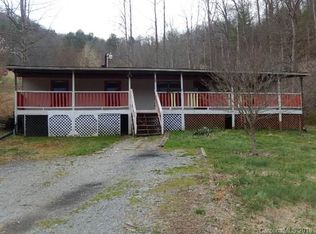 29 Ashley Dr, Marshall, NC 28753