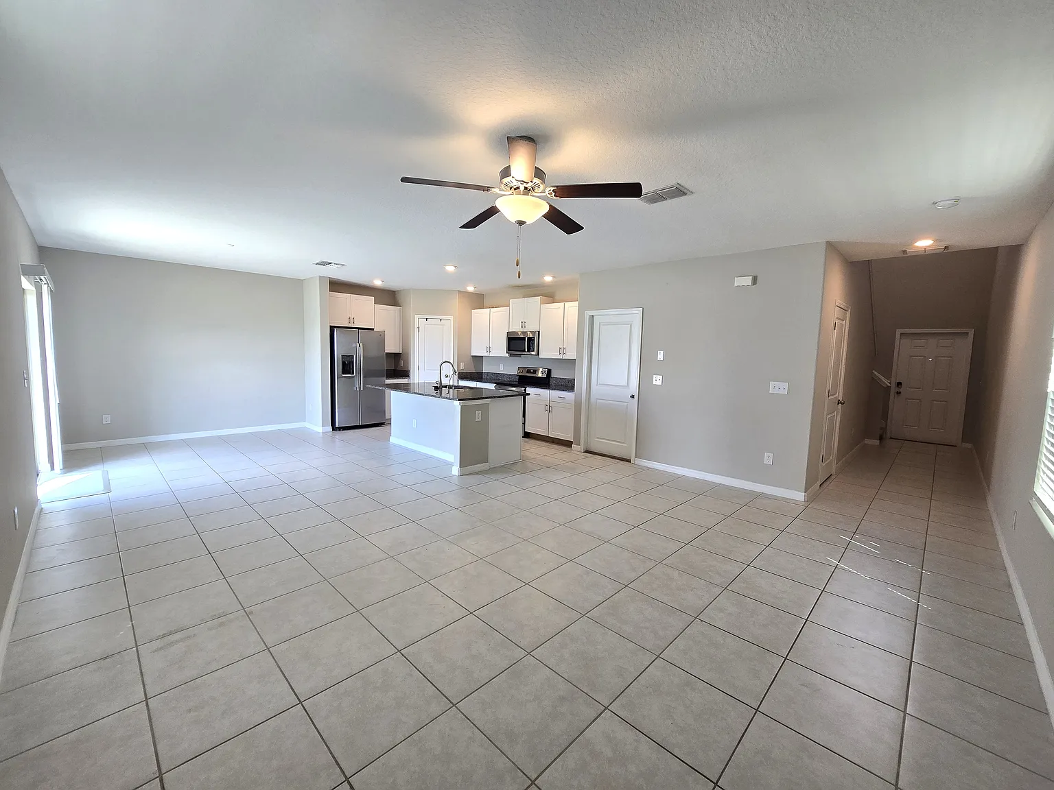 4/2.5/2 In Epperson In Wesley Chapel, FL — Photo 3