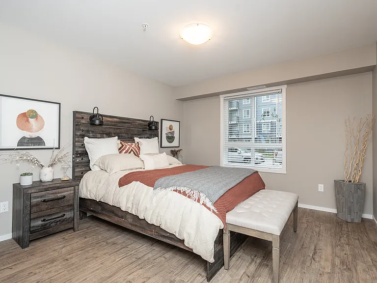 745 Ballantrae Dr — Photo 7