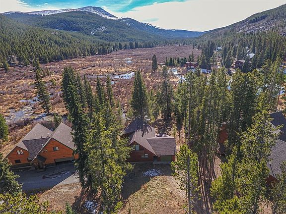 3rd image of 102 Blue Rock Drive