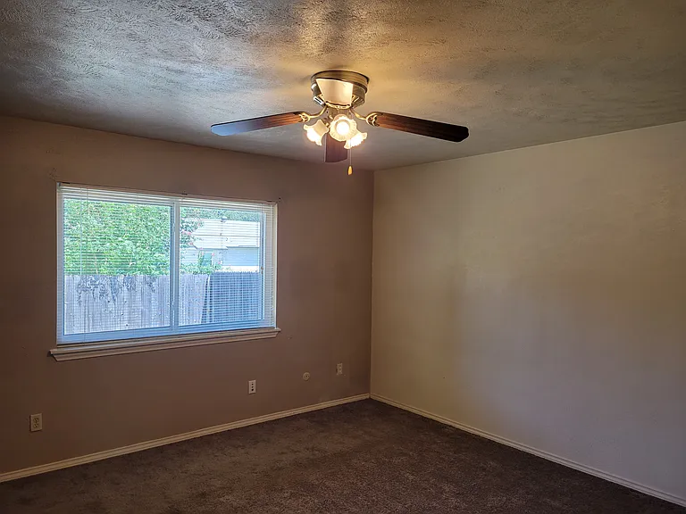 545 Hightrail Dr — Photo 8