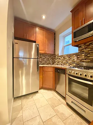 Rented by Compass | media 10