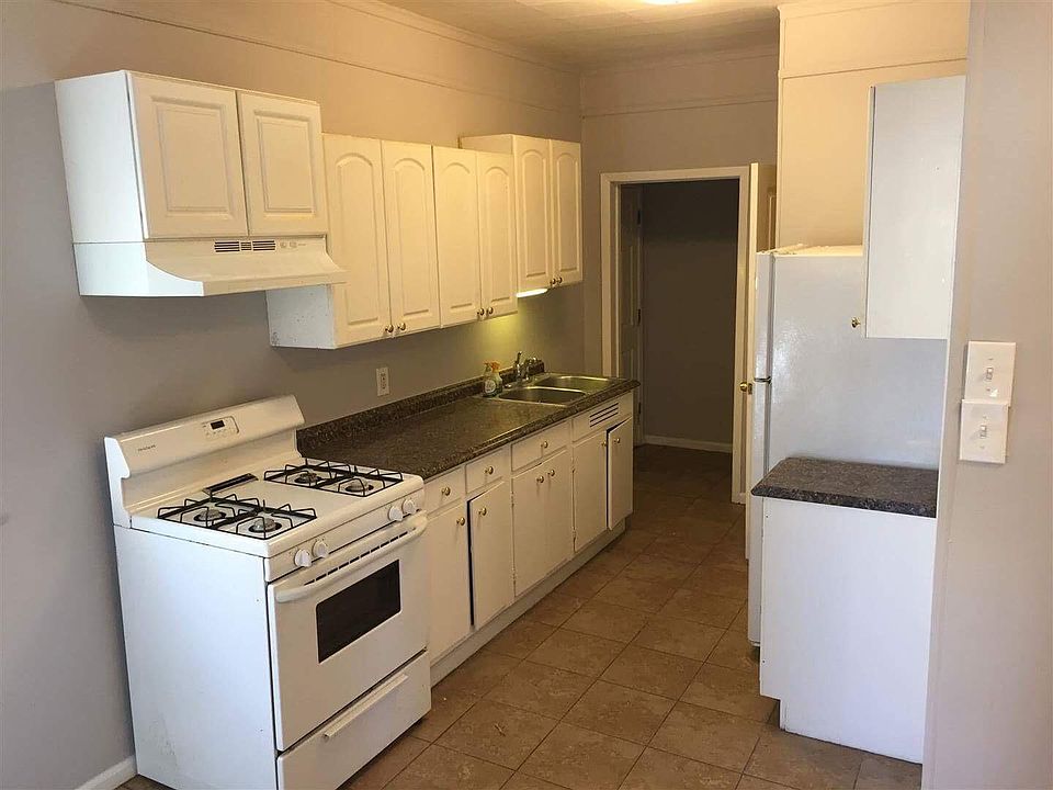 1st image of 7054 Emma Ave