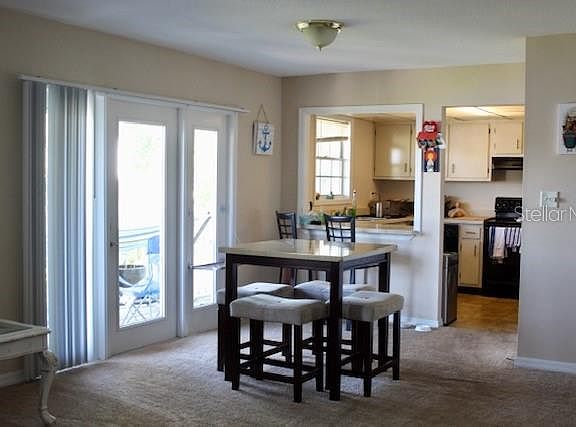4th image of 108 Pompano Dr SE #C