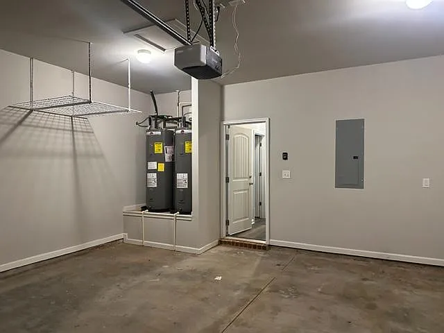 156 Amelia Dr — Photo 29