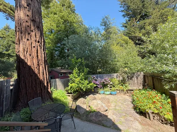 6026 Soquel Dr, Aptos, CA 95003