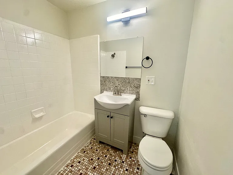 1012 S West Temple St #3 — Photo 8