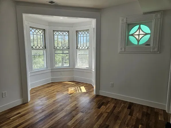 90 Shrewsbury Ave #2B, Red Bank, NJ 07701