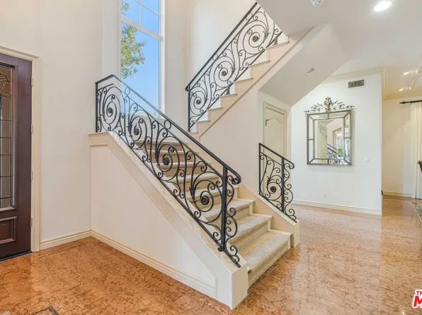 868 Braewood Ct, South Pasadena, CA 91030