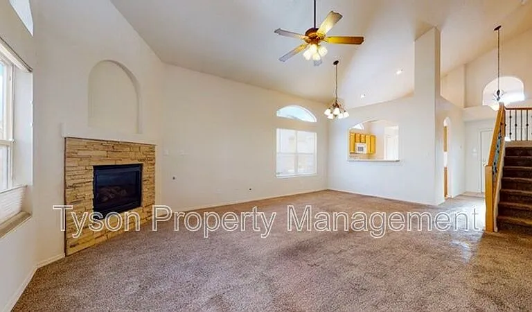 6312 Calle Tesoro NW — Photo 2