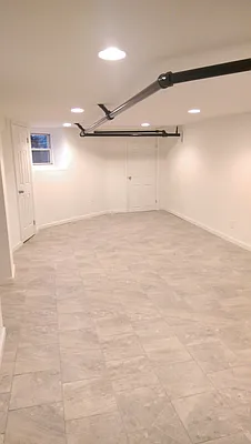 Rented by New York Realty Minimax Inc | media 30