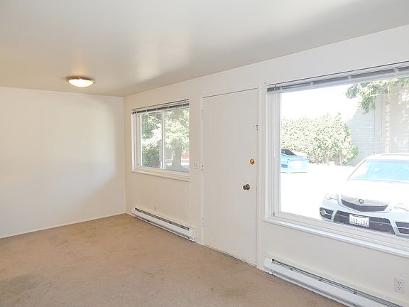 3rd image of 6705 106th Ave NE APT 7
