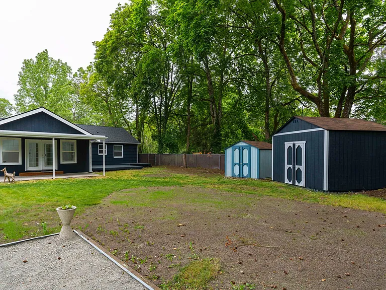 9006 Highland Ave SW — Photo 36