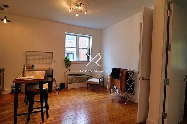 1st image of 186 Herkimer St #2B
