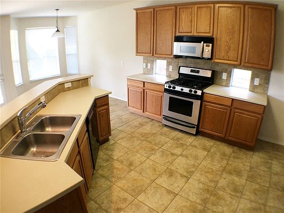 4th image of 4524 Vista Meadows Dr