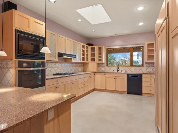 736 Calle Espejo, Santa Fe, NM 87505