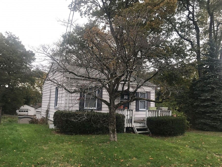 2nd image of 3748 Rook Dr