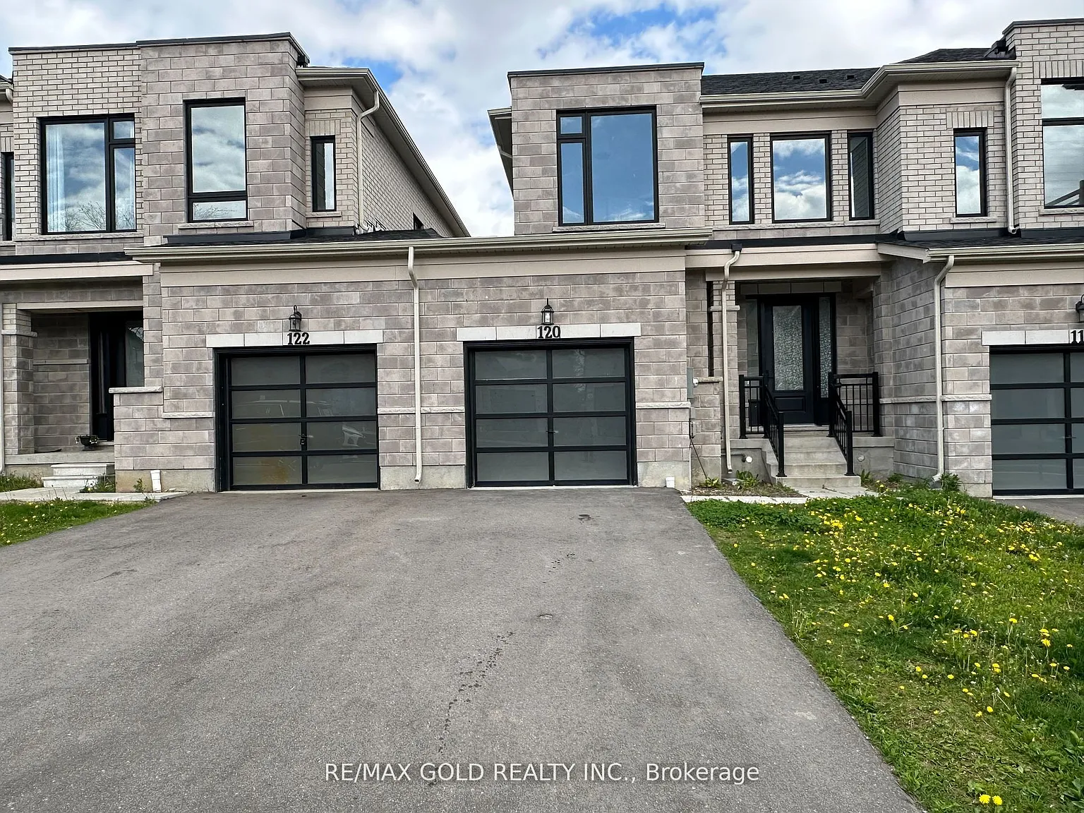 3 bed, $2,499 — Photo 1