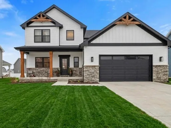 9765 Beacon Pointe Ln, Cedar Lake, IN 46303