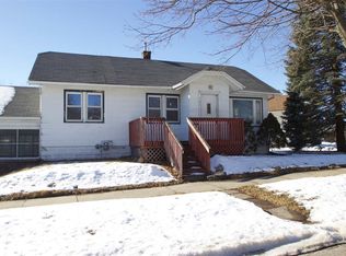 102 Hoover St, Waterloo, IA 50702