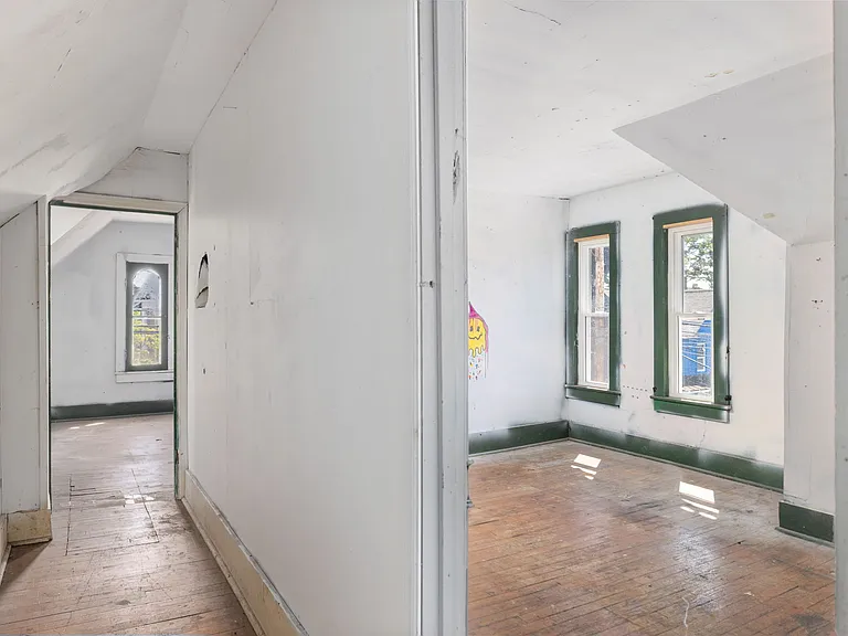 61 E 3rd St — Photo 15