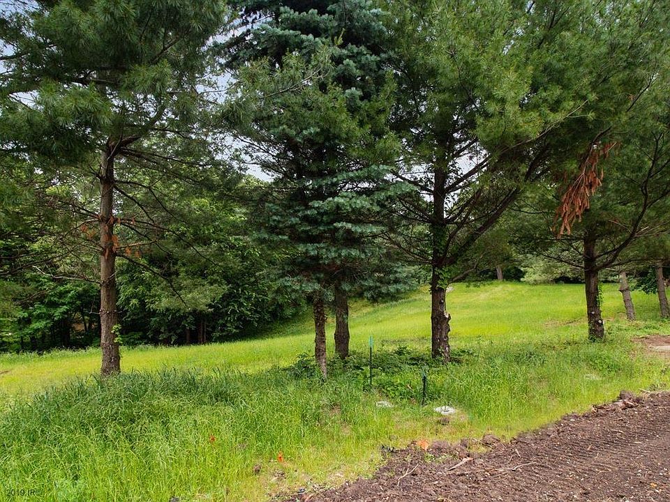 2nd image of 7333 NW Beaver Dr