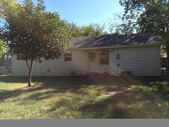 2nd image of 5013 Vicki St