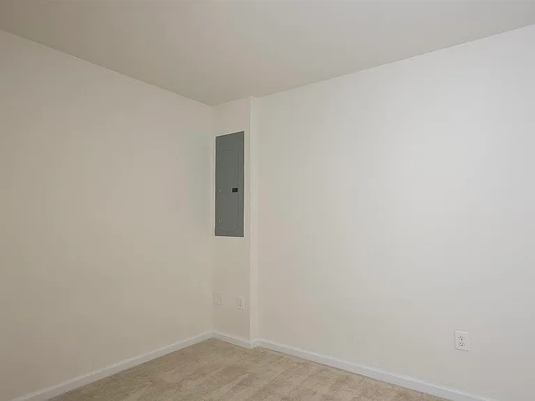 Lower level bonus room/office