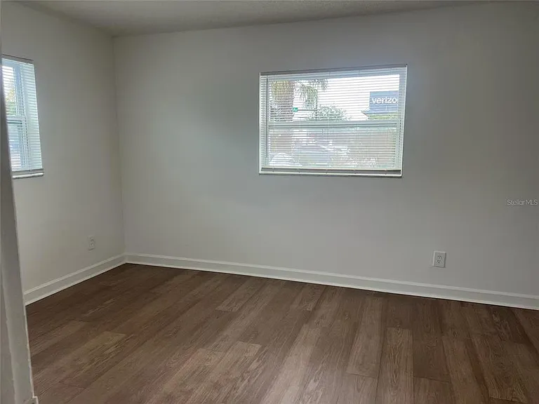 8701 4th St N #105 — Photo 11