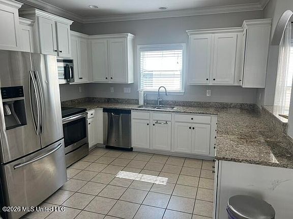 4th image of 12 Sweetgrass Ln
