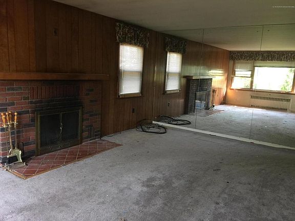 2nd image of 11 Guilford St