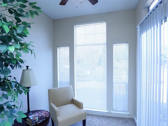 5th image of 150 Spinnaker Ridge Dr SW #2B-2Ba-1115Sqft