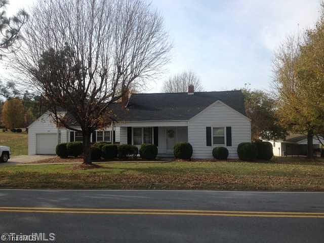 2nd image of 1110 Becks Church Rd